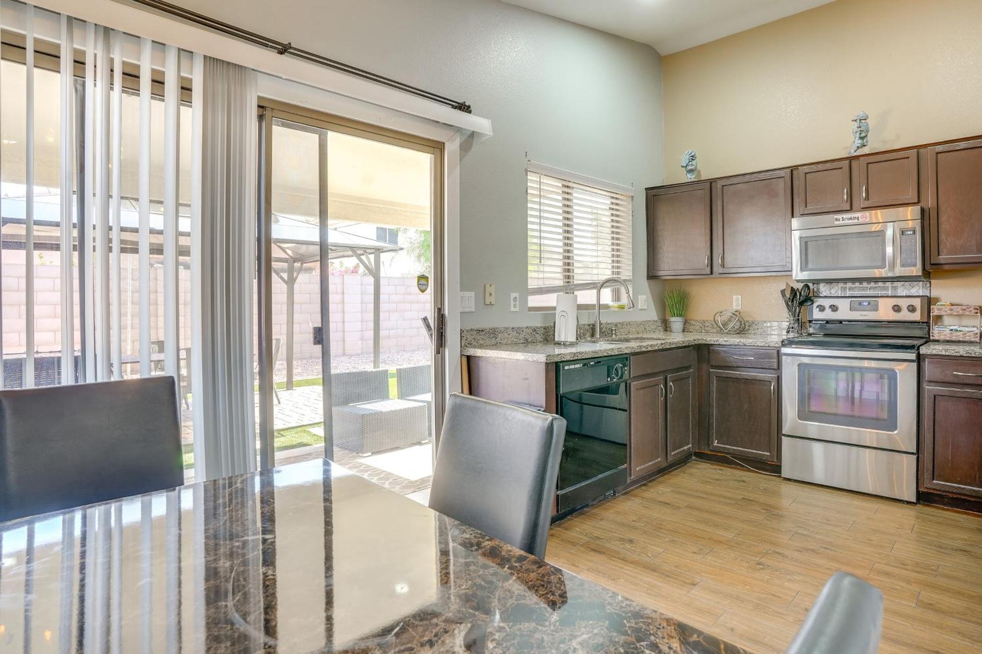 Avondale Retreat With Grill - 15 Mi To Phoenix! Exterior photo